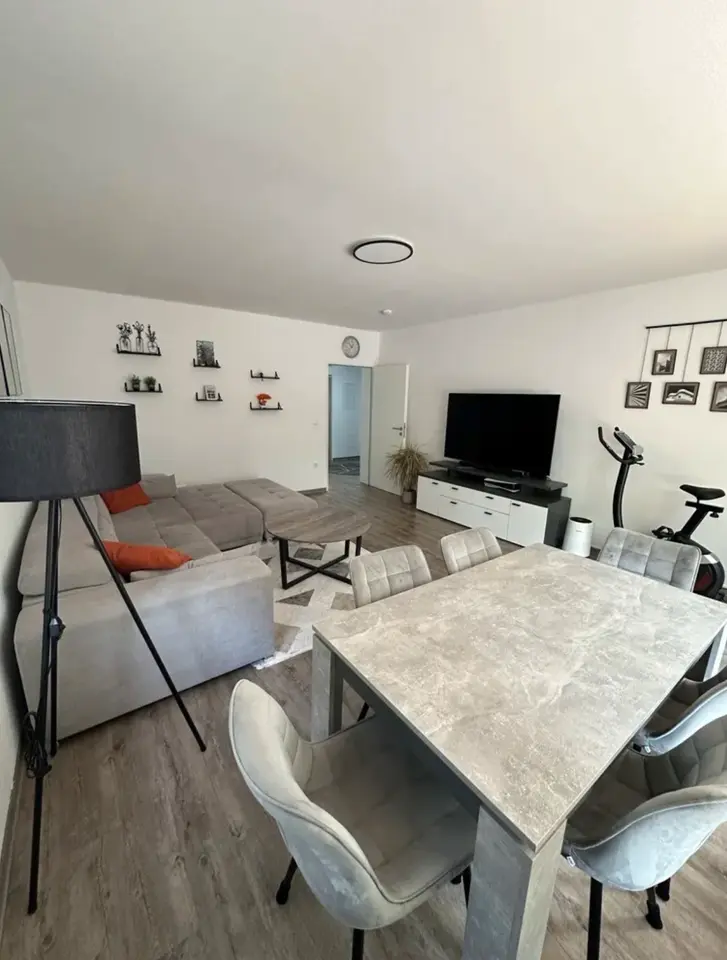 3 Zimmer Wohnung mit 75 m² in Krefeld – Bild 1