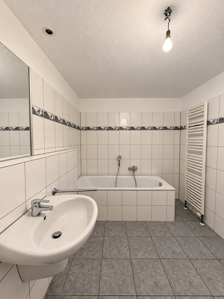 2 Zimmer Wohnung mit 84 m² in Düsseldorf – Bild 11