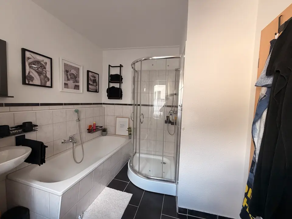 6 Zimmer Wohnung mit 120 m² in Suhl – Bild 8