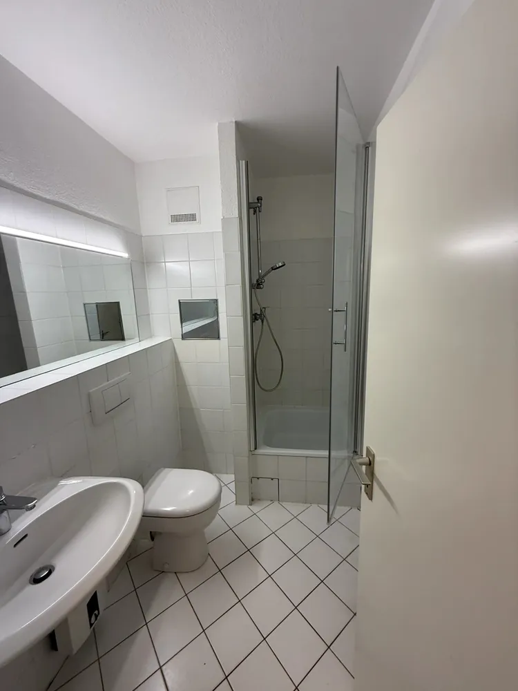 1 room apartment with 27 m² in Cologne – Photo 12