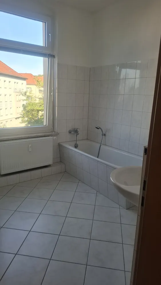 1 Zimmer Wohnung mit 35 m² in Halle (Saale) – Bild 4