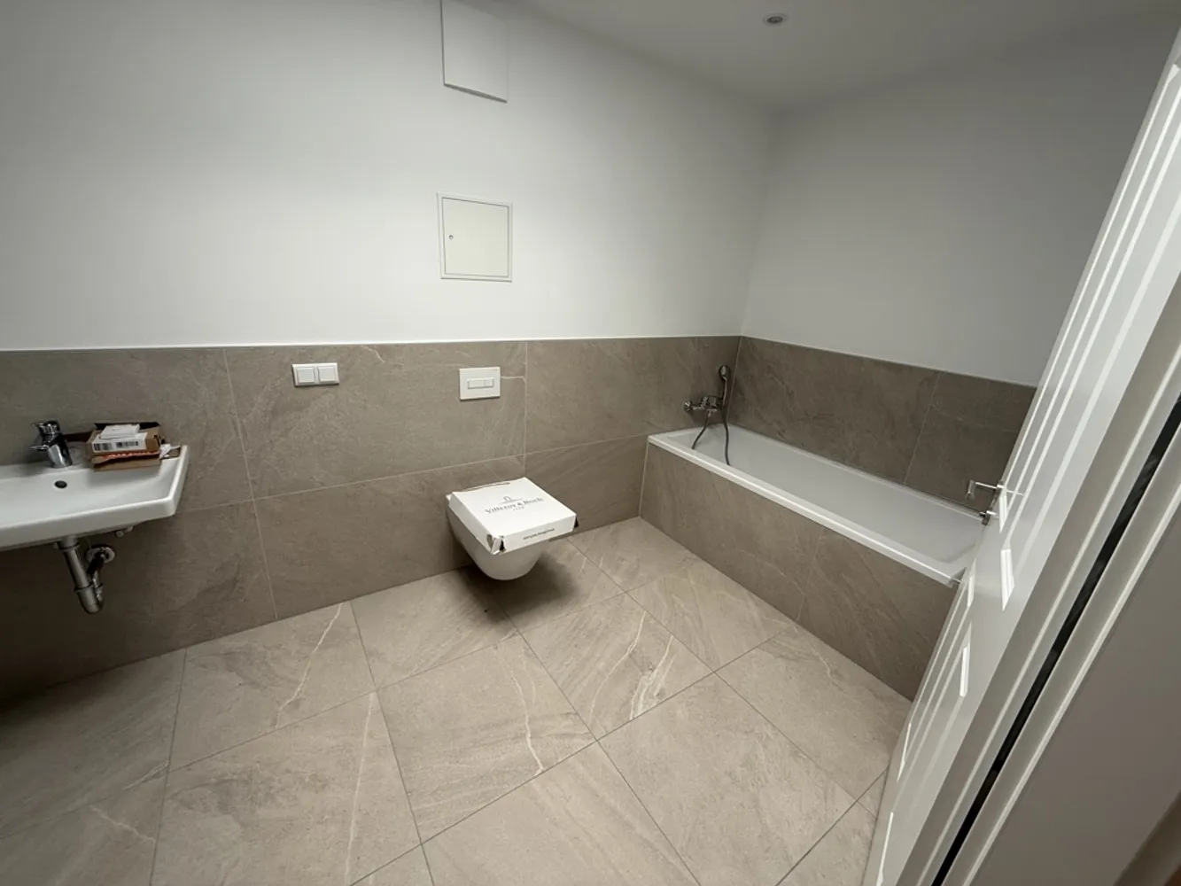 4 room apartment with 161 m² in Magdeburg – Photo 12