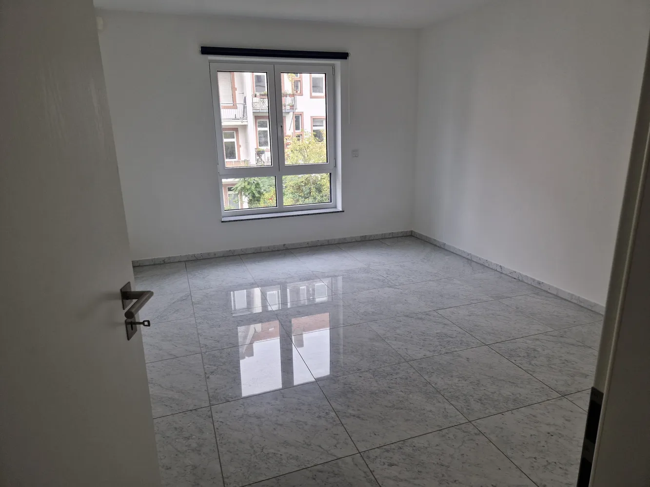 3 room apartment with 100 m² in Frankfurt am Main – Photo 8