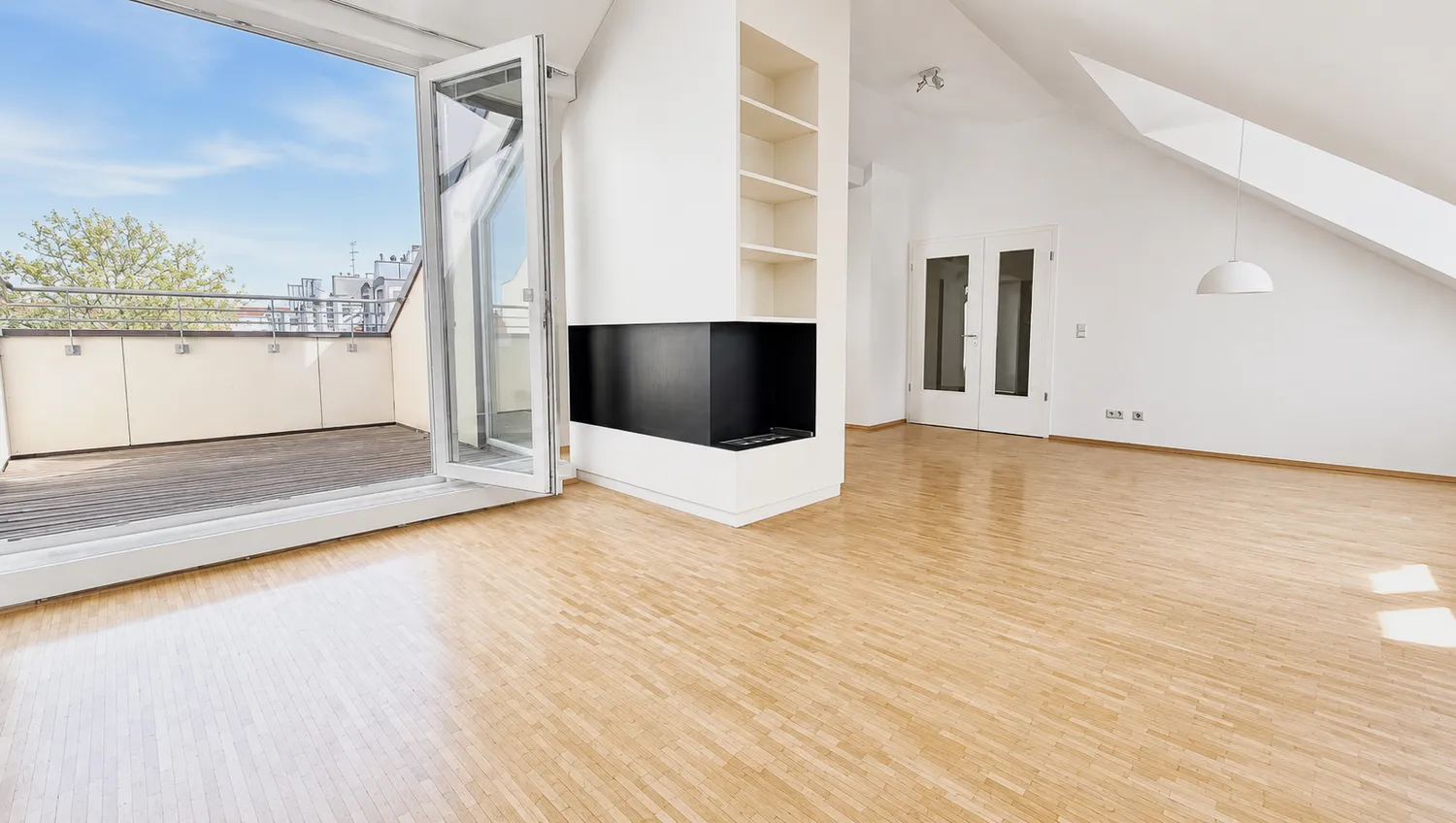 4 Zimmer Wohnung mit 141 m² in München – Bild 1