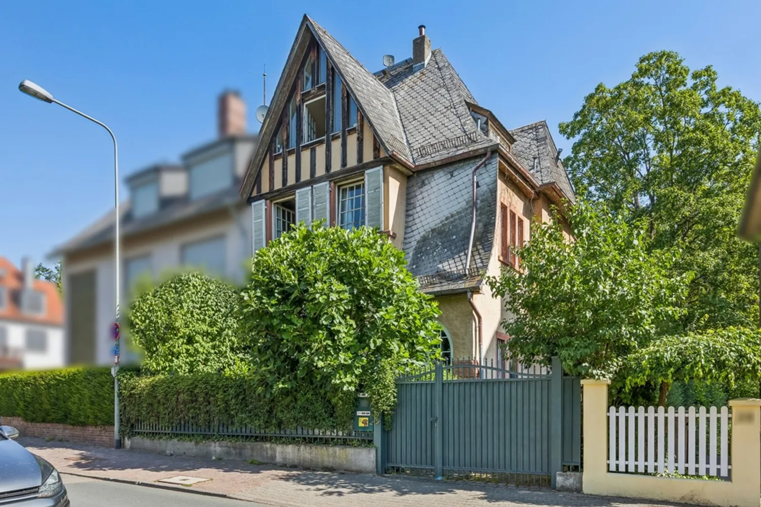 5 Zimmer Haus mit 151 m² in Frankfurt am Main – Bild 2