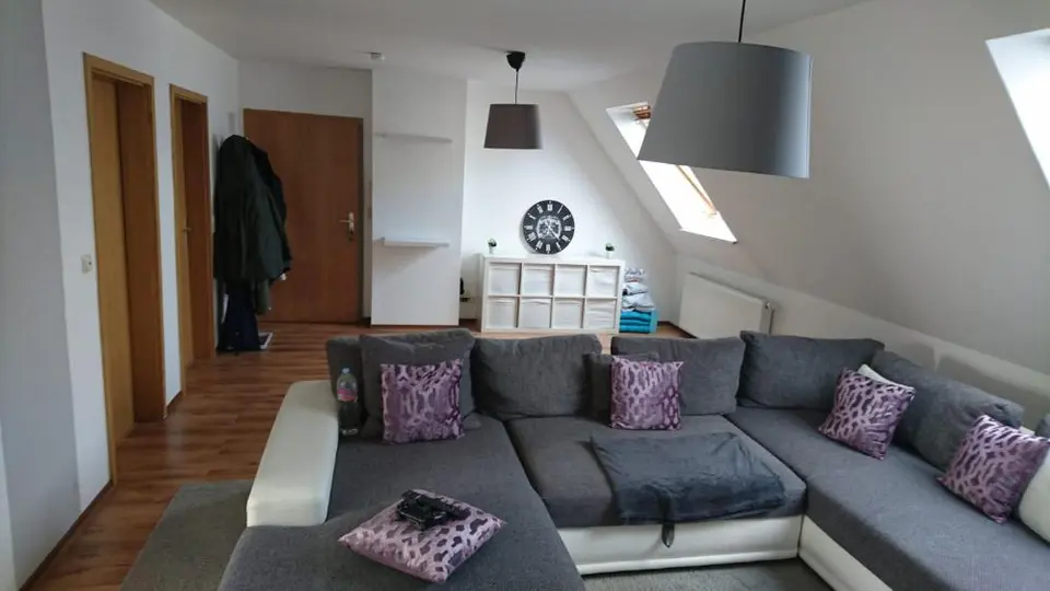 2 Zimmer Wohnung mit 65 m² in Wilhelmshaven – Bild 2