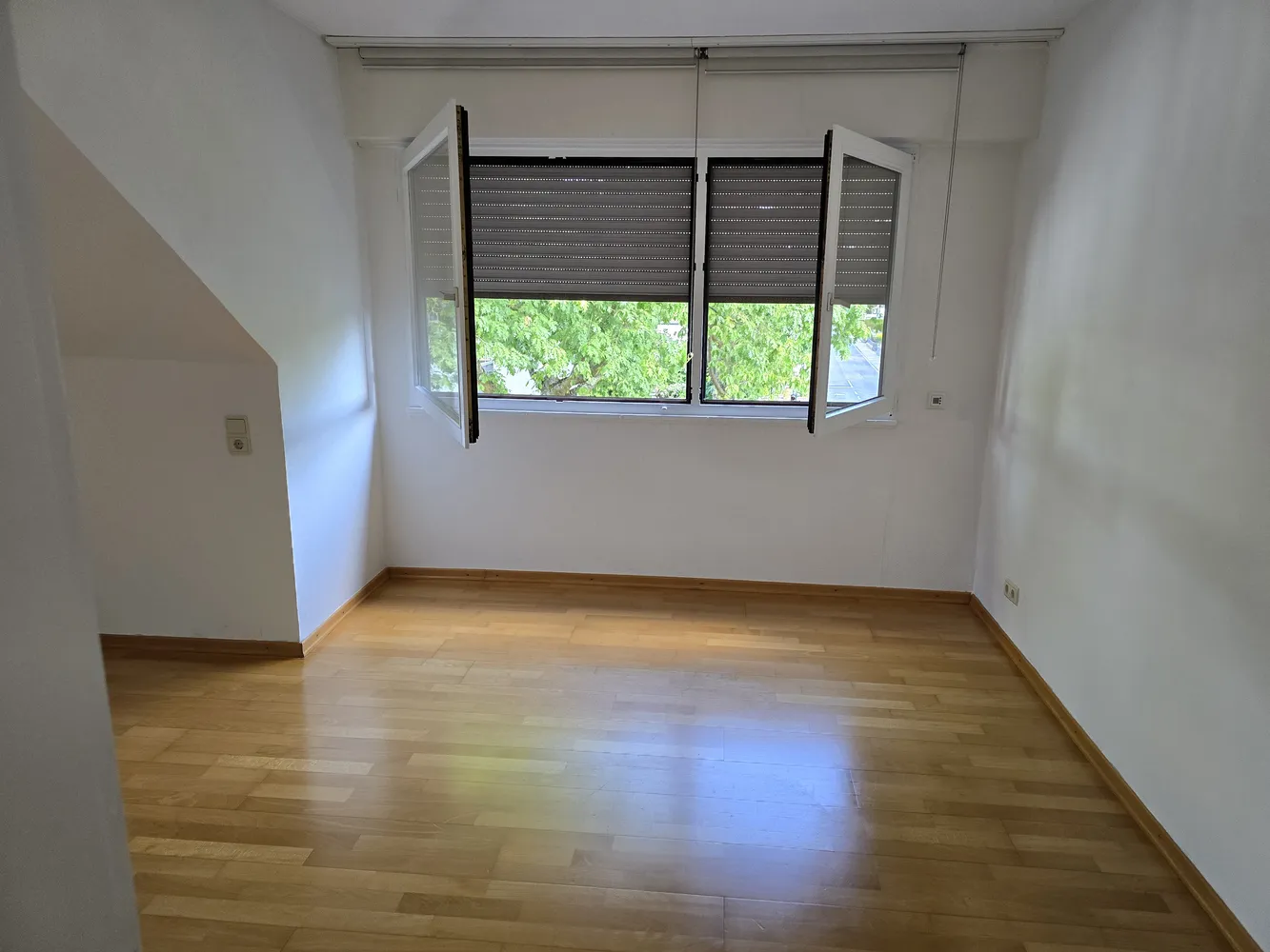 7 Zimmer Wohnung mit 140 m² in Bonn – Bild 9
