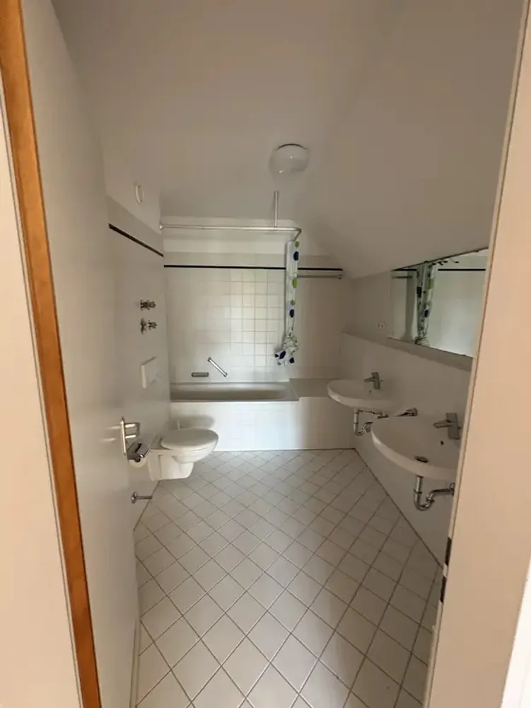 4 Zimmer Wohnung mit 122 m² in Regensburg – Bild 5
