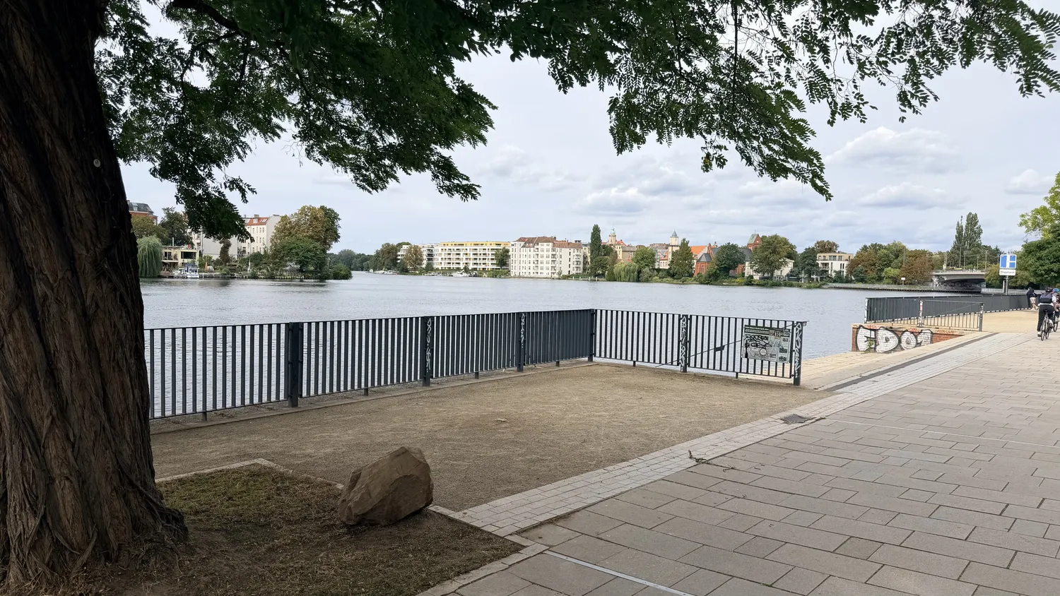 2 Zimmer Wohnung mit 60 m² in Berlin – Bild 4