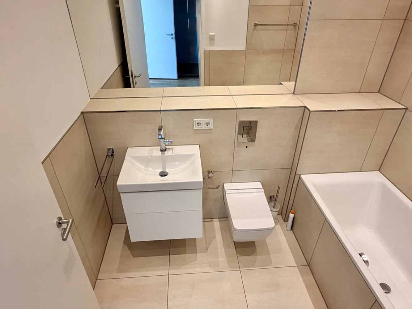 4 Zimmer Wohnung mit 114 m² in Düsseldorf – Bild 11