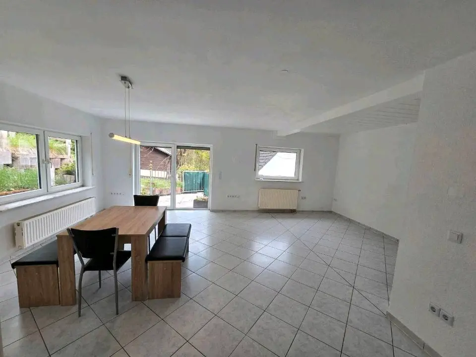 4 Zimmer Wohnung mit 131 m² in Arnsberg – Bild 3