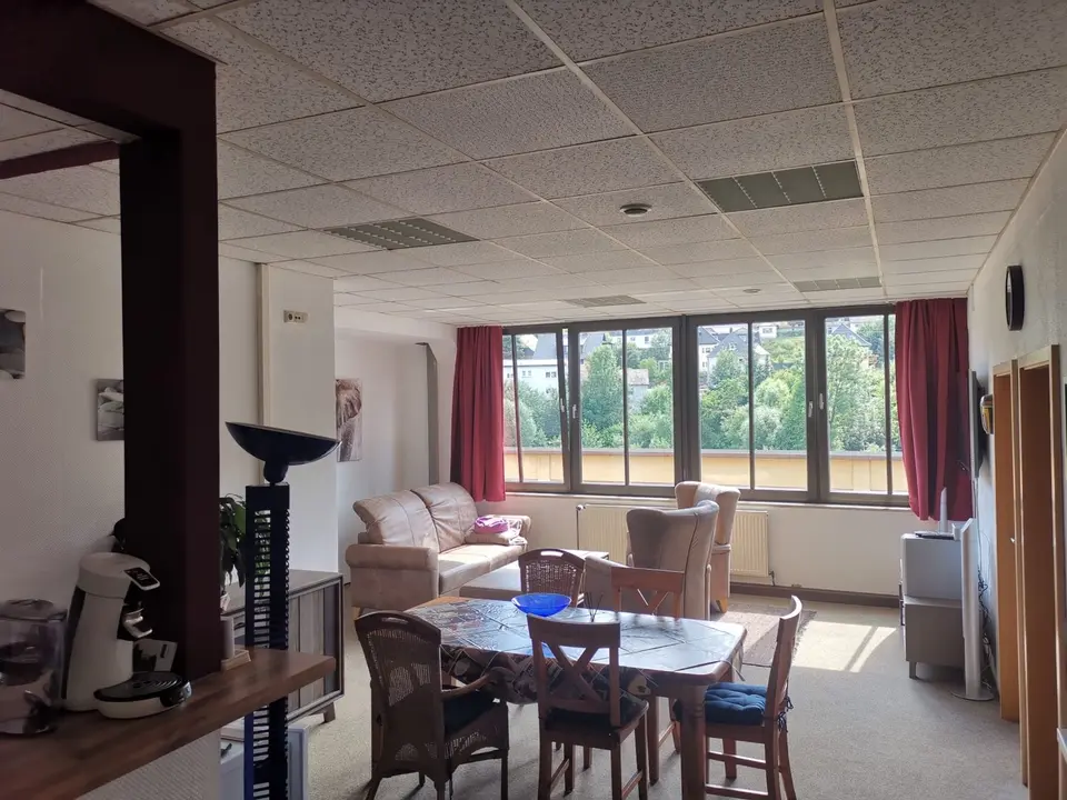 5 Zimmer Wohnung mit 105 m² in Sonneberg – Bild 1