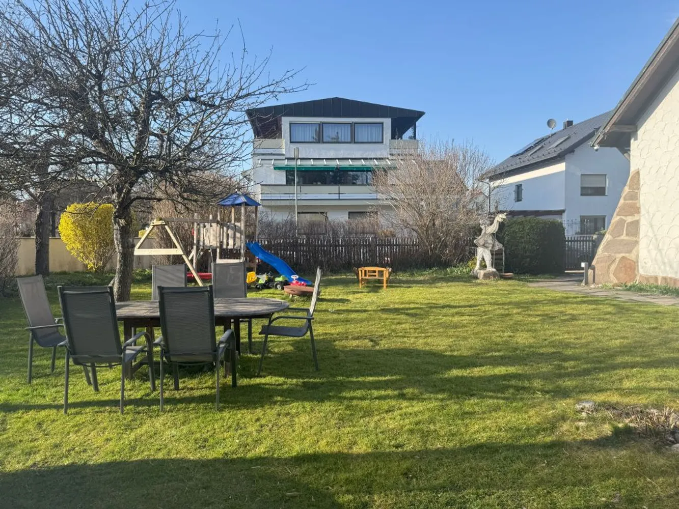 4 Zimmer Wohnung mit 133 m² in München – Bild 9