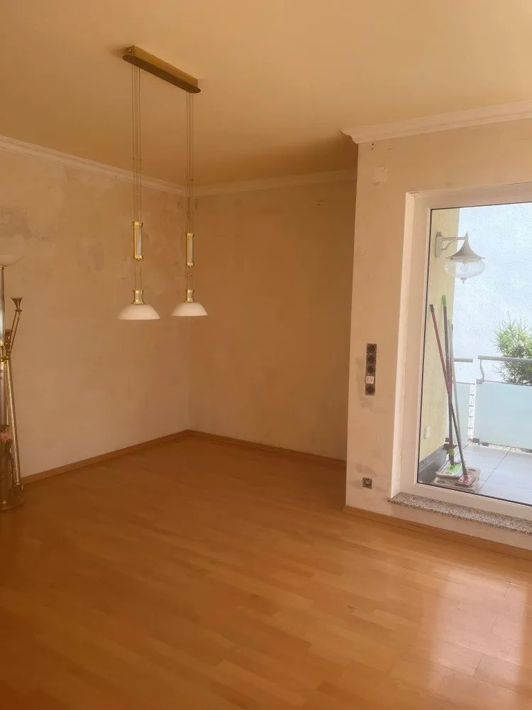 3 Zimmer Wohnung mit 110 m² in Wiesbaden – Bild 2
