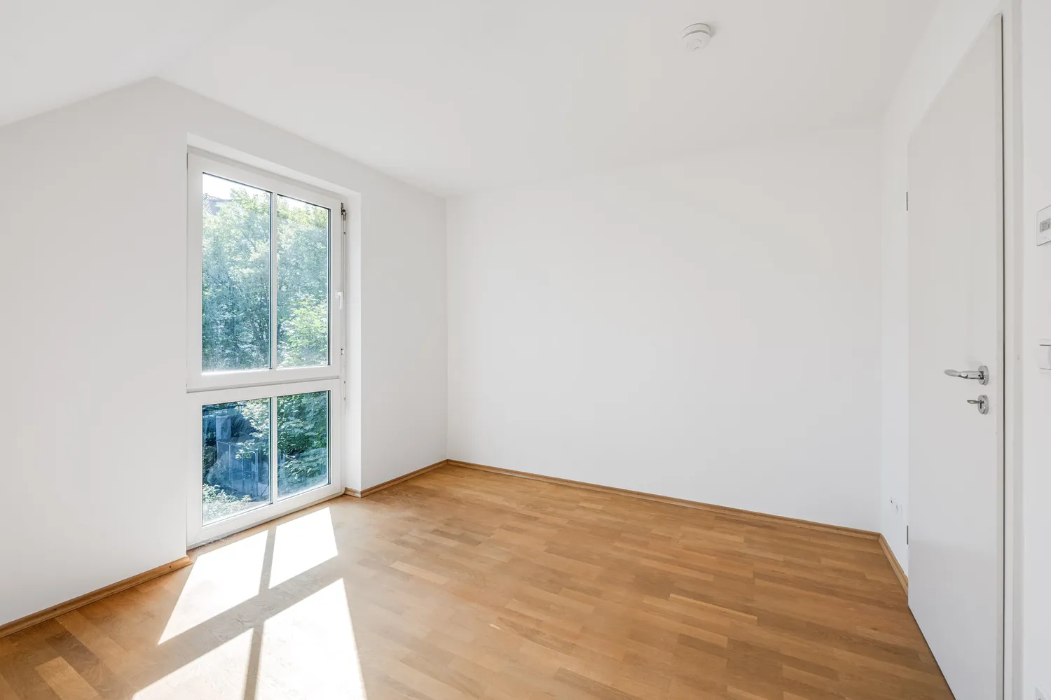 3 Zimmer Wohnung mit 87 m² in München – Bild 4