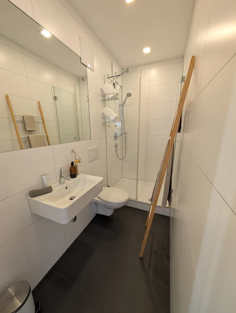 1 room apartment with 30 m² in Stuttgart – Photo 7