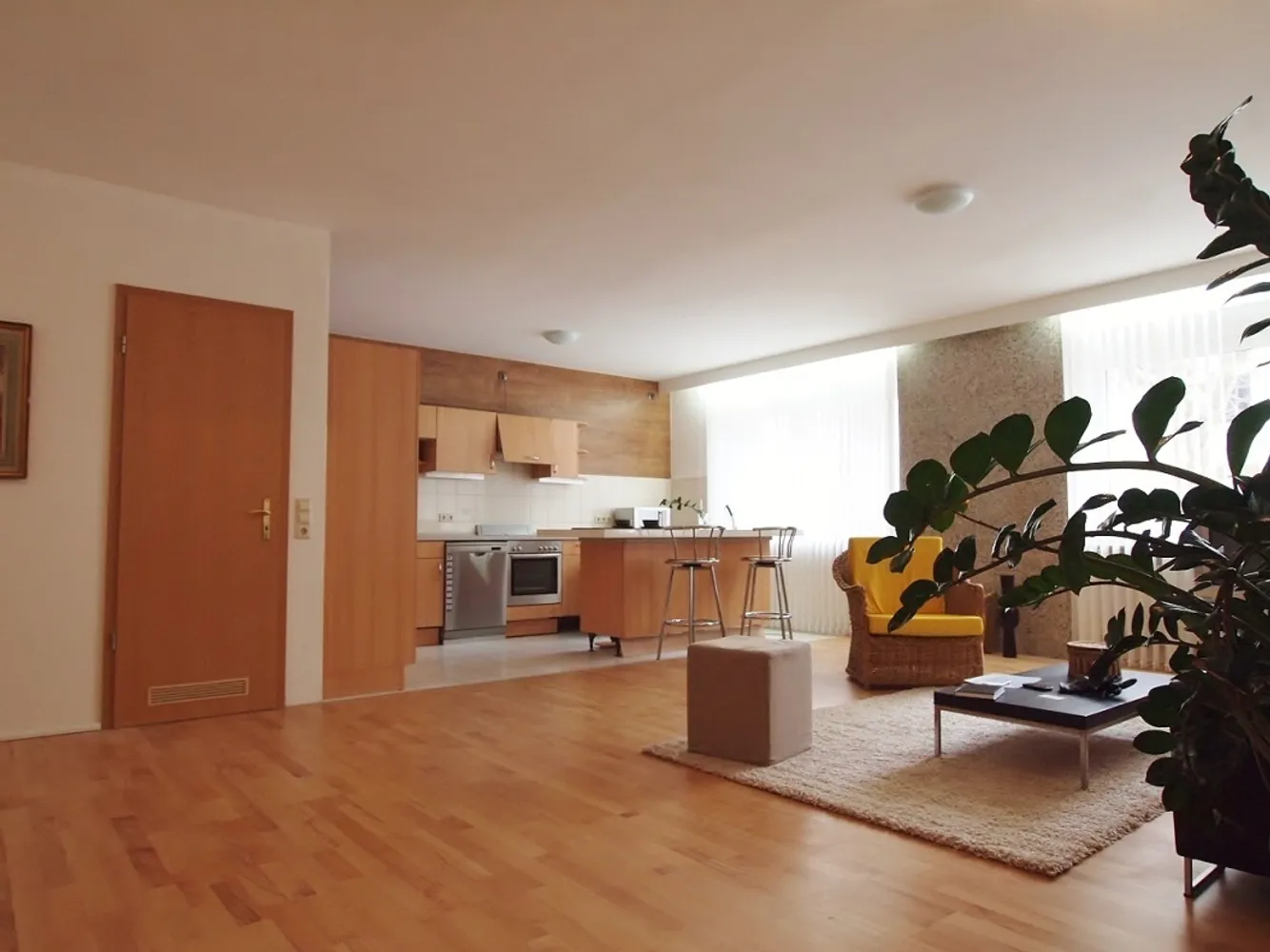 3 Zimmer Wohnung mit 82 m² in Stuttgart – Bild 1