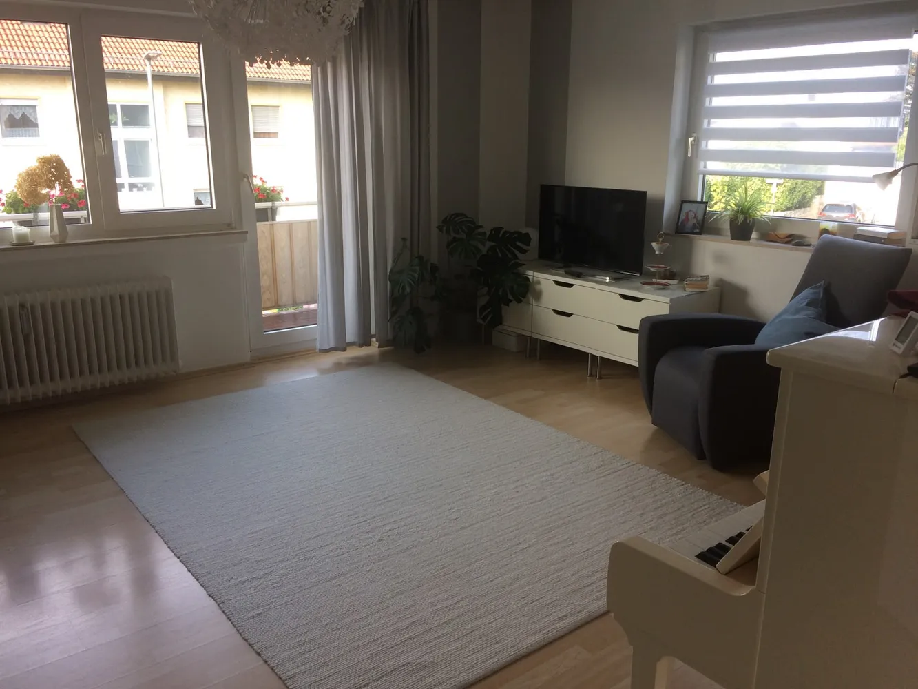 4 Zimmer Wohnung mit 123 m² in Wiesbaden – Bild 2