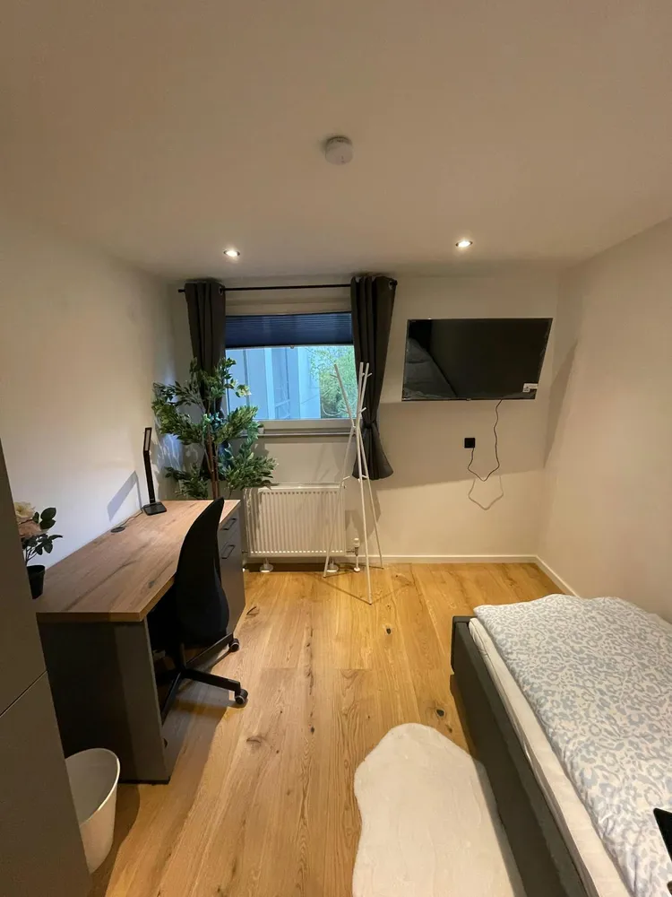 WG-Zimmer mit 11 m² in München – Bild 1