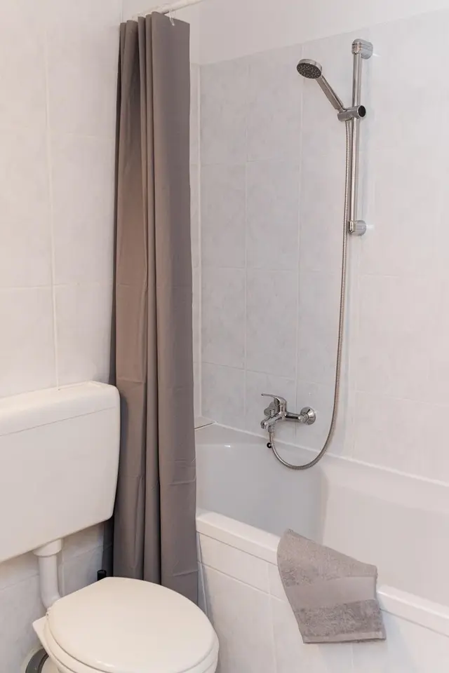 WG-Zimmer mit 31 m² in Grevenbroich – Bild 9