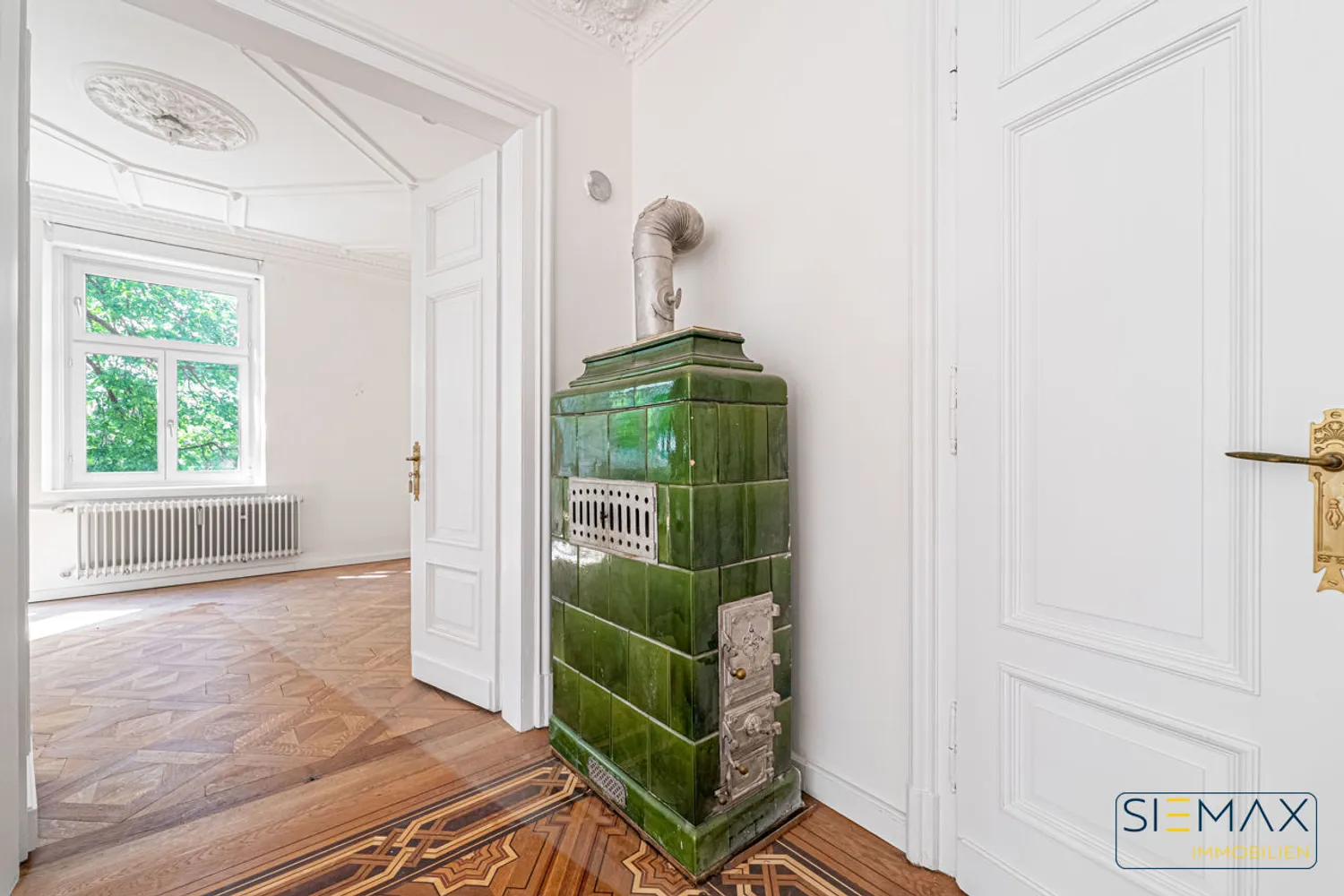 8 Zimmer Wohnung mit 240 m² in Augsburg – Bild 10