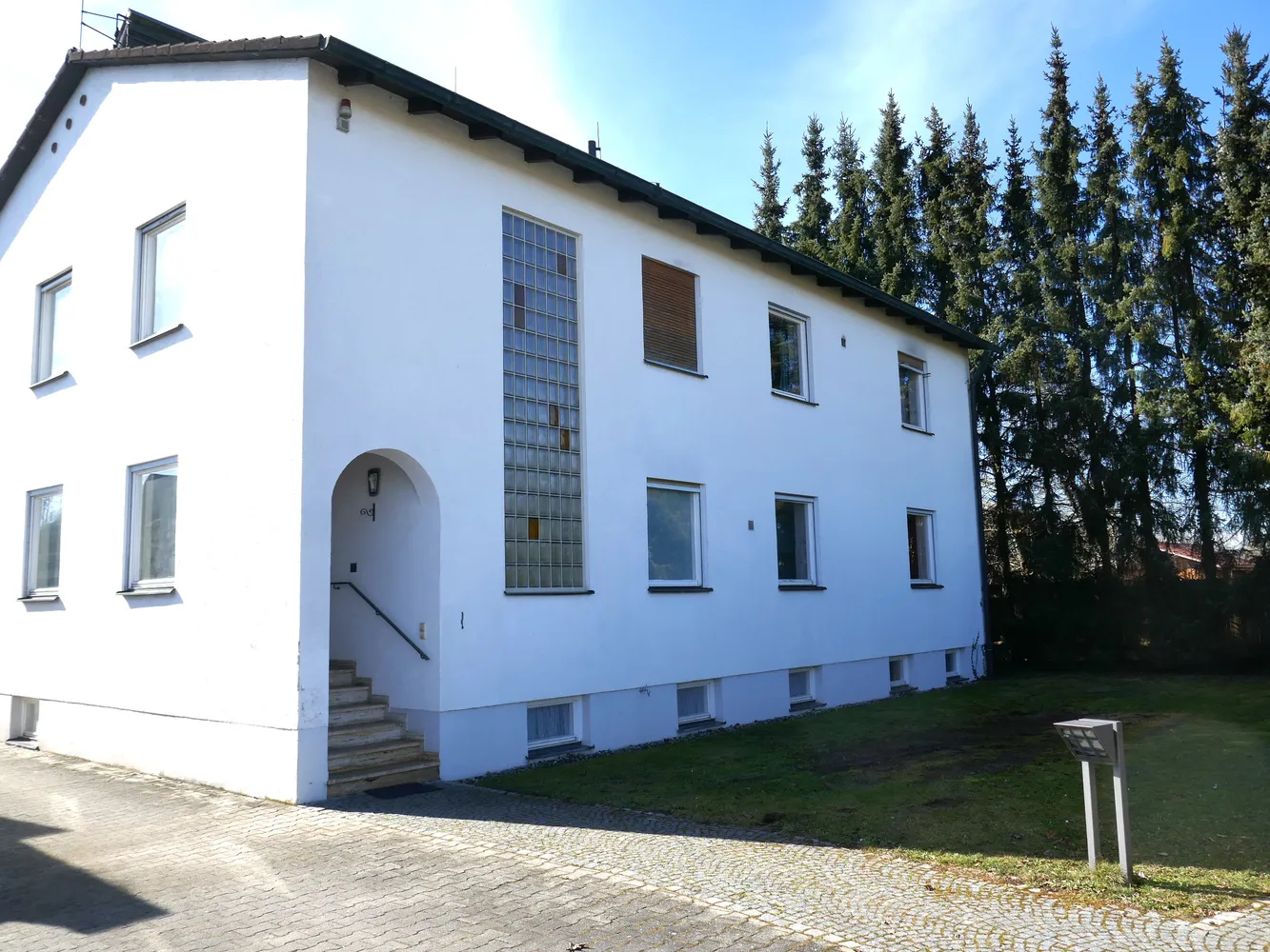 3 Zimmer Wohnung mit 93 m² in München – Bild 1
