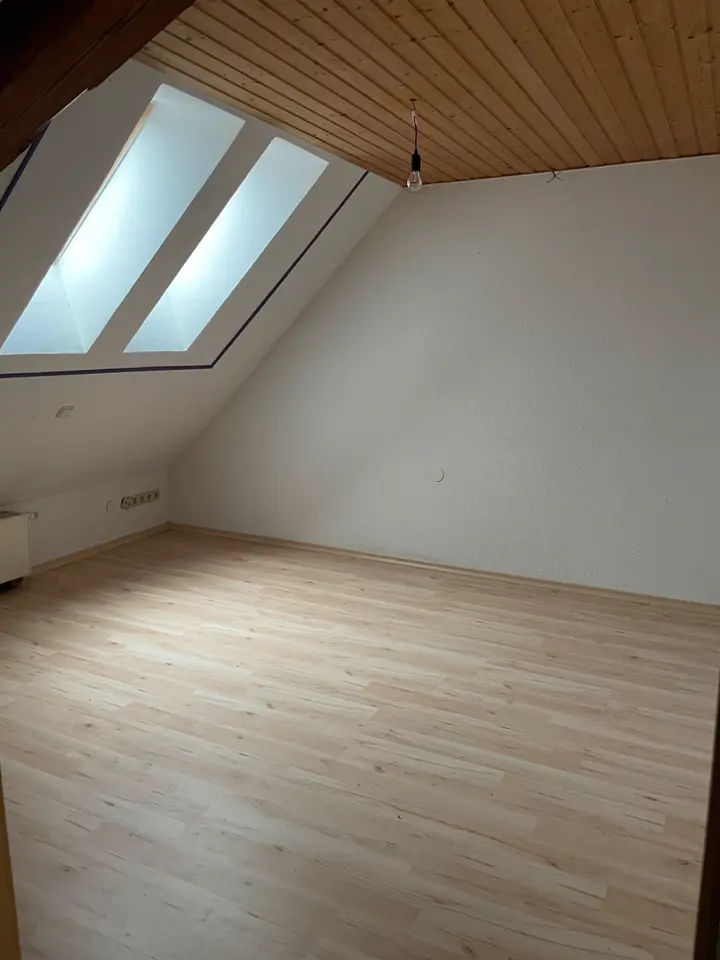 3 Zimmer Wohnung mit 93 m² in Schmalkalden – Bild 3
