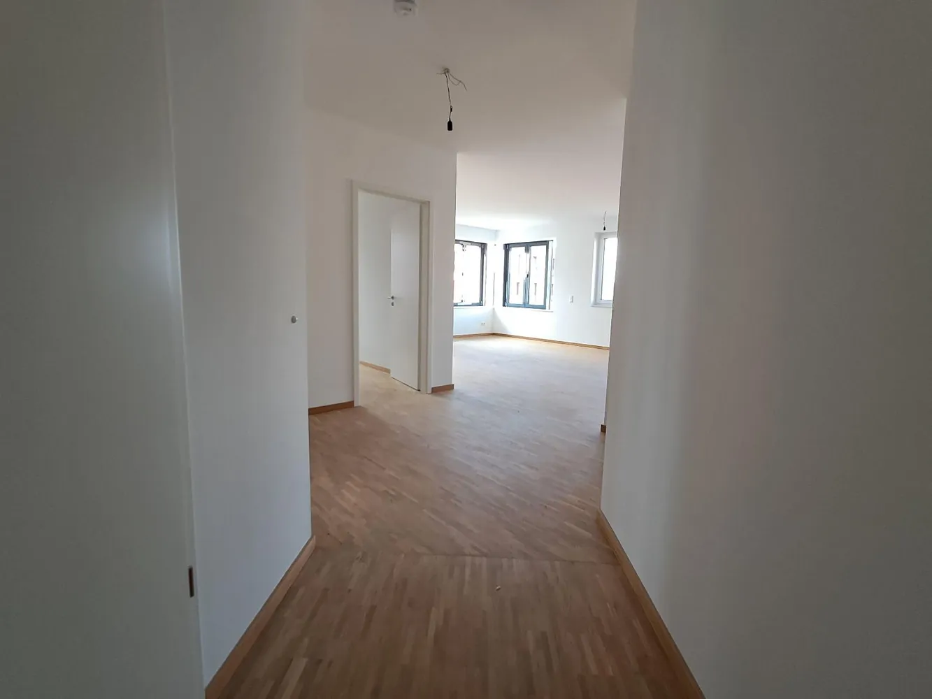 3 Zimmer Wohnung mit 77 m² in Hannover – Bild 2