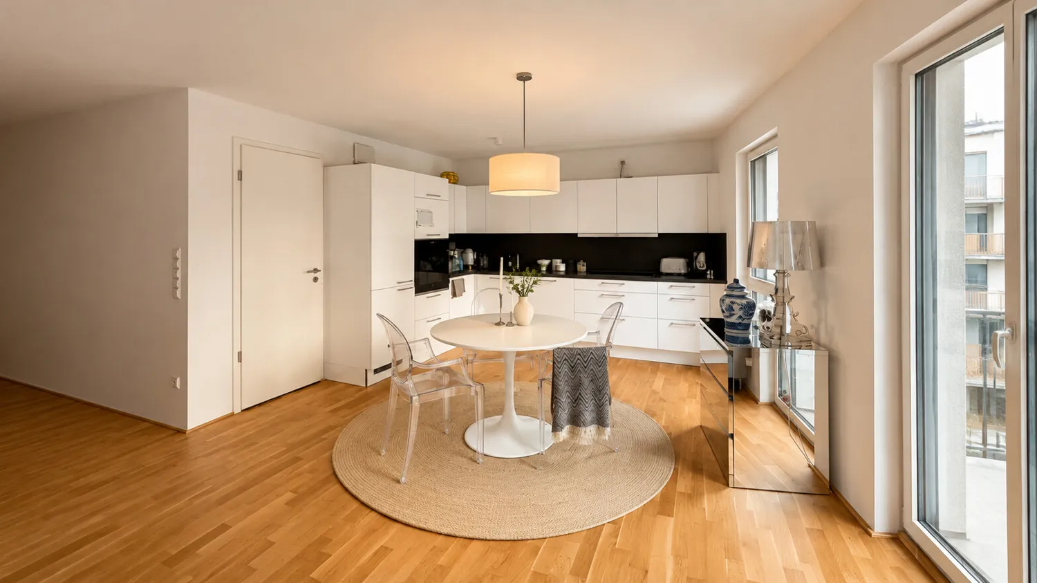 4 Zimmer Wohnung mit 110 m² in Wiesbaden – Bild 3