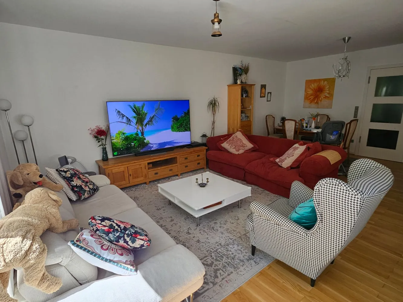 4 Zimmer Wohnung mit 110 m² in Frankfurt am Main – Bild 1