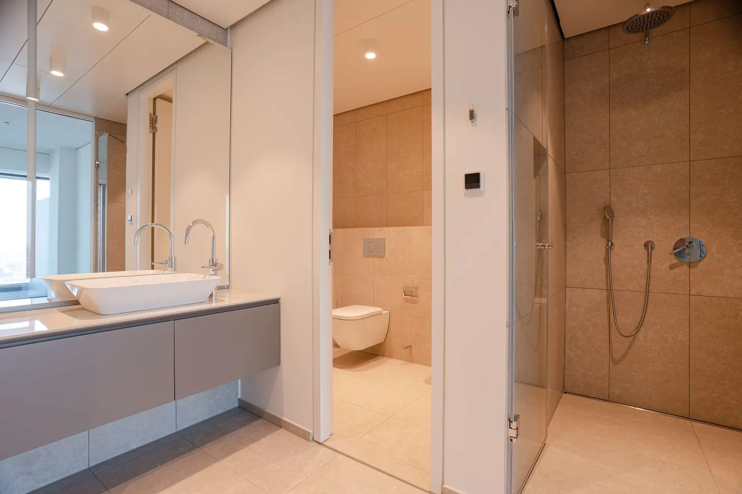 2 Zimmer Wohnung mit 103 m² in Frankfurt am Main – Bild 6