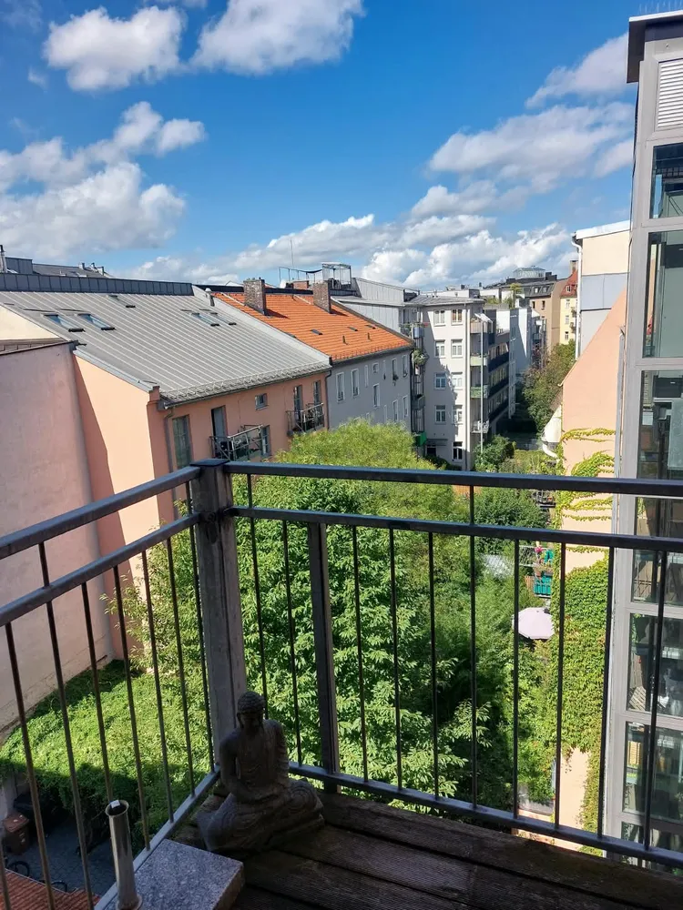 4 Zimmer Wohnung mit 120 m² in München – Bild 11
