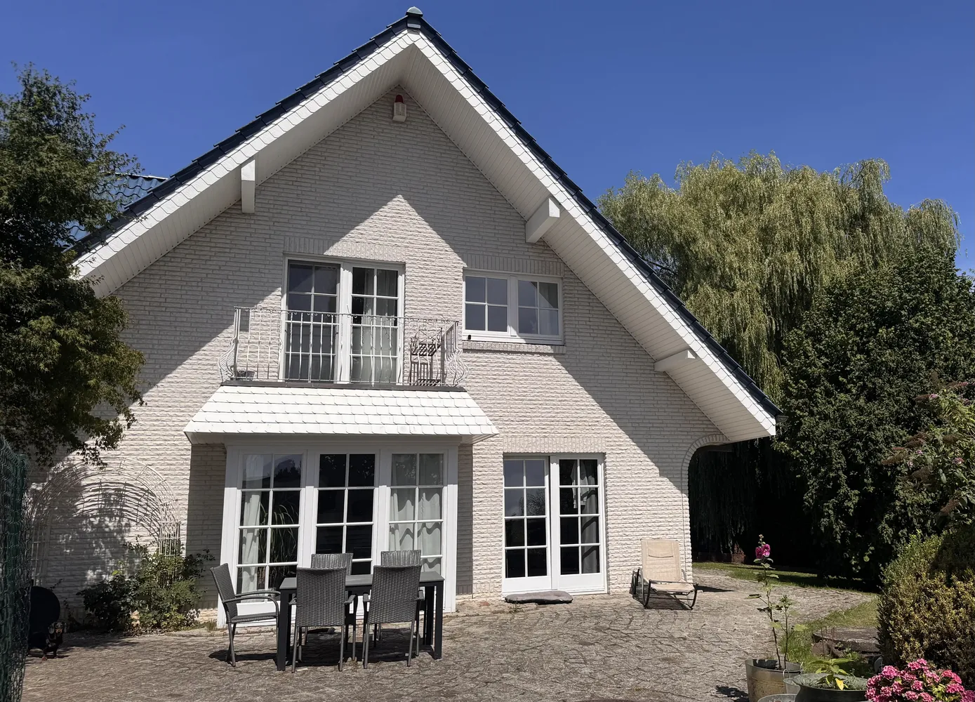 5 room house with 185 m² in Pinneberg – Photo 1