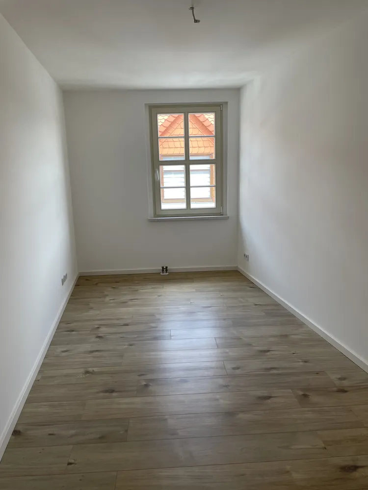4 Zimmer Wohnung mit 131 m² in Altenburg – Bild 3