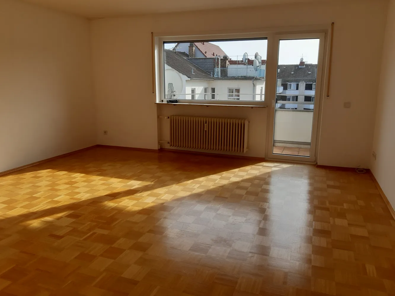 2 Zimmer Wohnung mit 60 m² in Mannheim – Bild 2