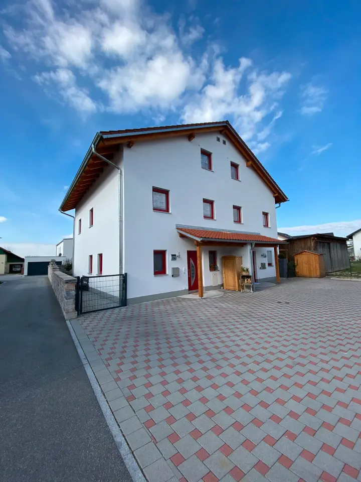 5 Zimmer Haus mit 137 m² in Deggendorf – Bild 2