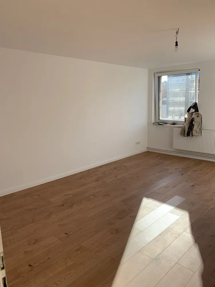 4 Zimmer Wohnung mit 139 m² in Hannover – Bild 5