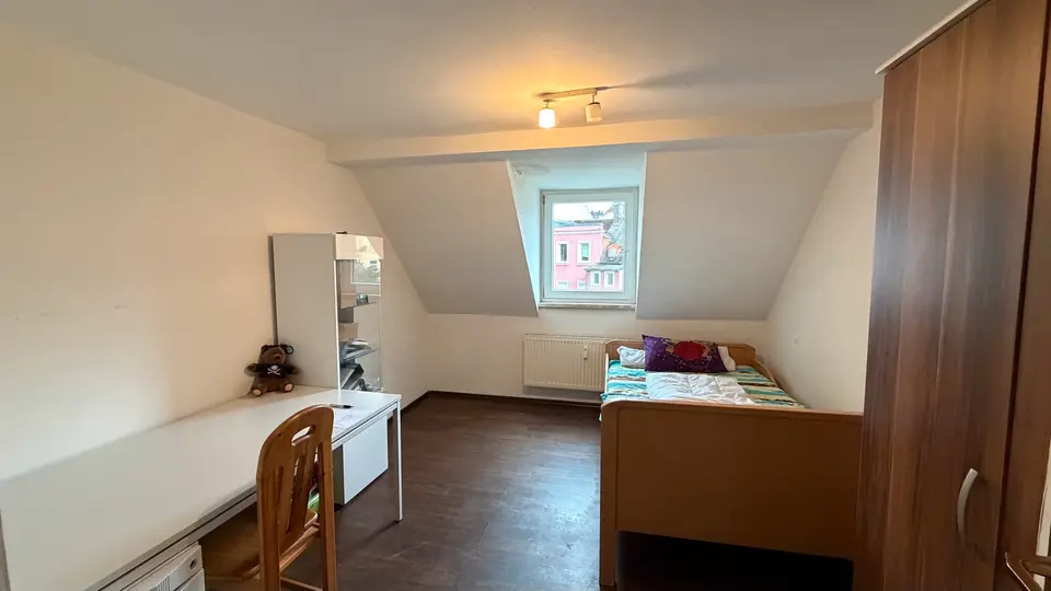 2 Zimmer Wohnung mit 48 m² in Hof – Bild 2