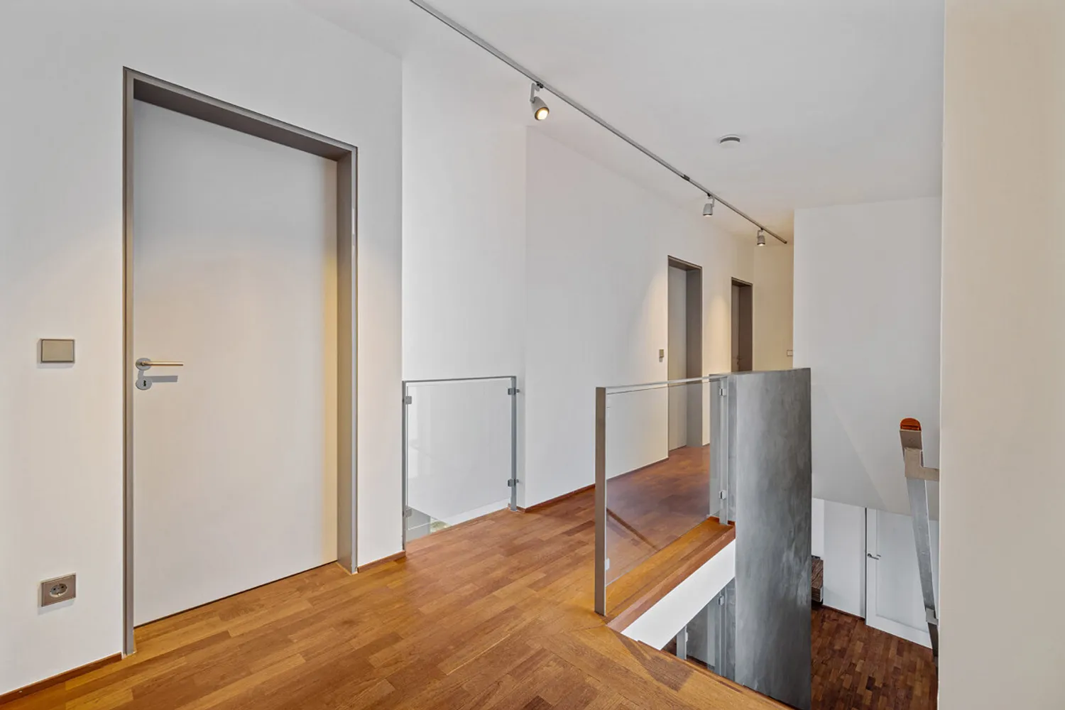 6 Zimmer Haus mit 233 m² in Hamburg – Bild 8