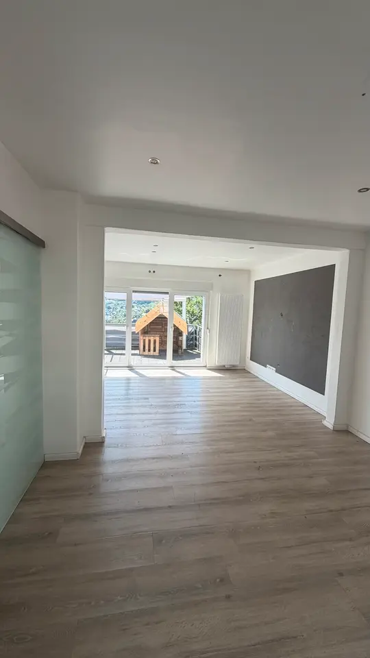 4 Zimmer Wohnung mit 130 m² in Siegen – Bild 1