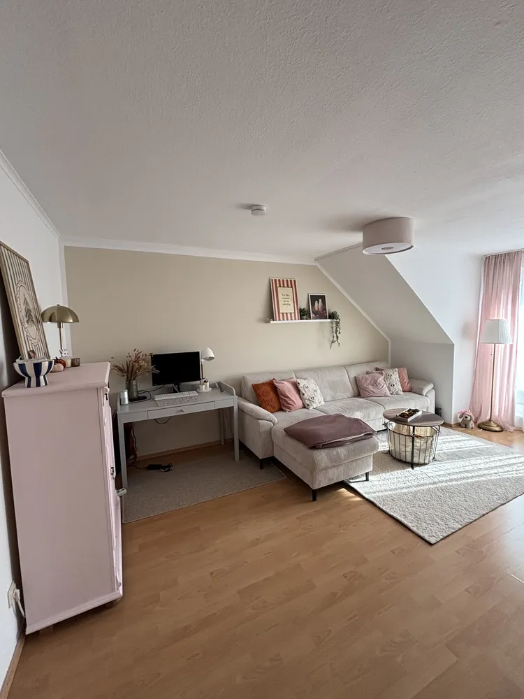2 Zimmer Wohnung mit 47 m² in Köln – Bild 1