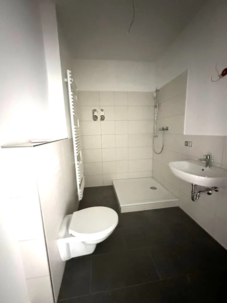 4 Zimmer Wohnung mit 85 m² in Augsburg – Bild 2