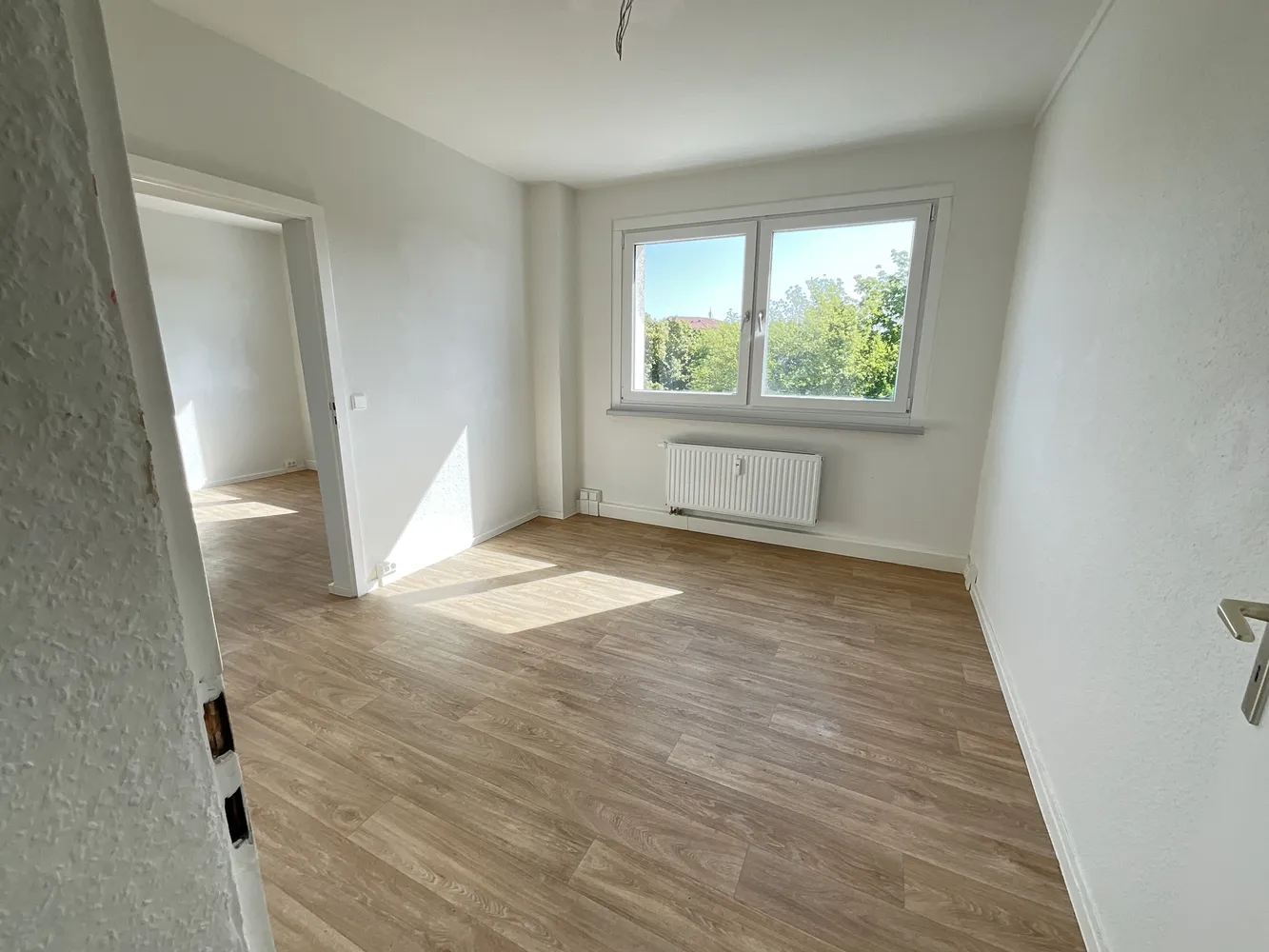 4 Zimmer Wohnung mit 72 m² in Halle (Saale) – Bild 1