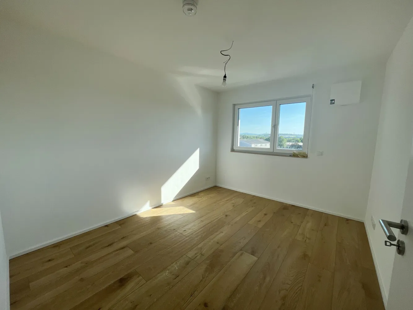 4 Zimmer Wohnung mit 131 m² in Wiesbaden – Bild 8