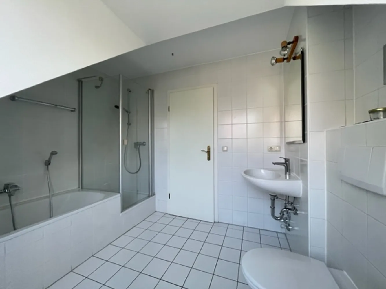 3 room apartment with 98 m² in Munich – Photo 3