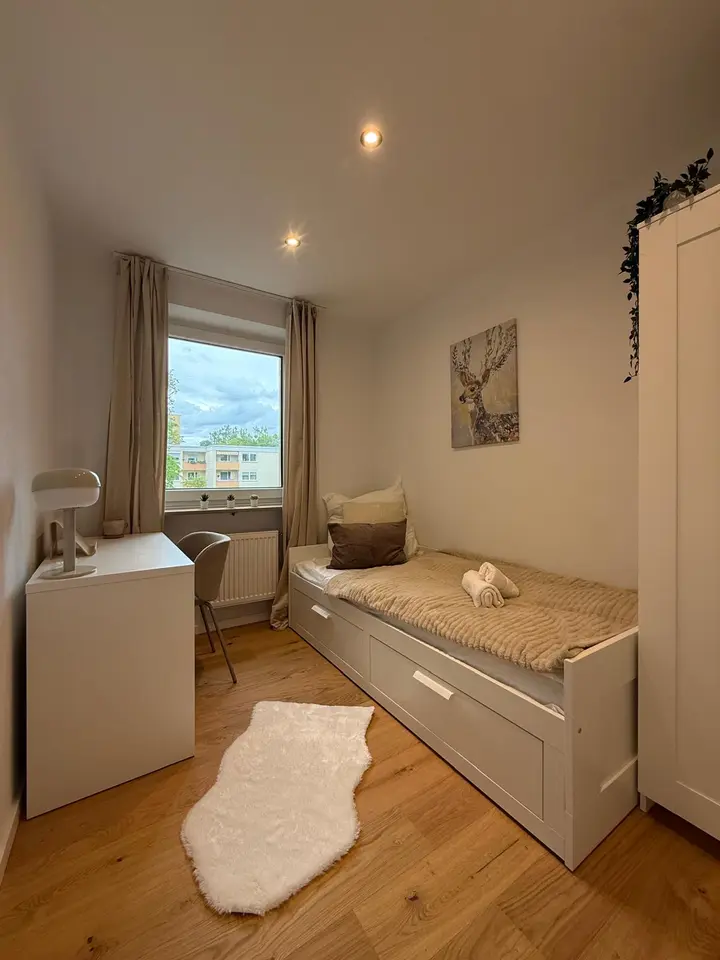 6 Zimmer Wohnung mit 70 m² in München – Bild 5