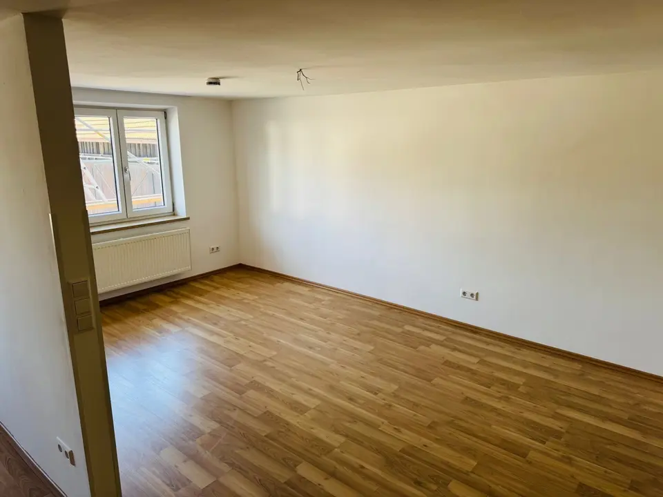 3 Zimmer Wohnung mit 115 m² in Passau – Bild 1