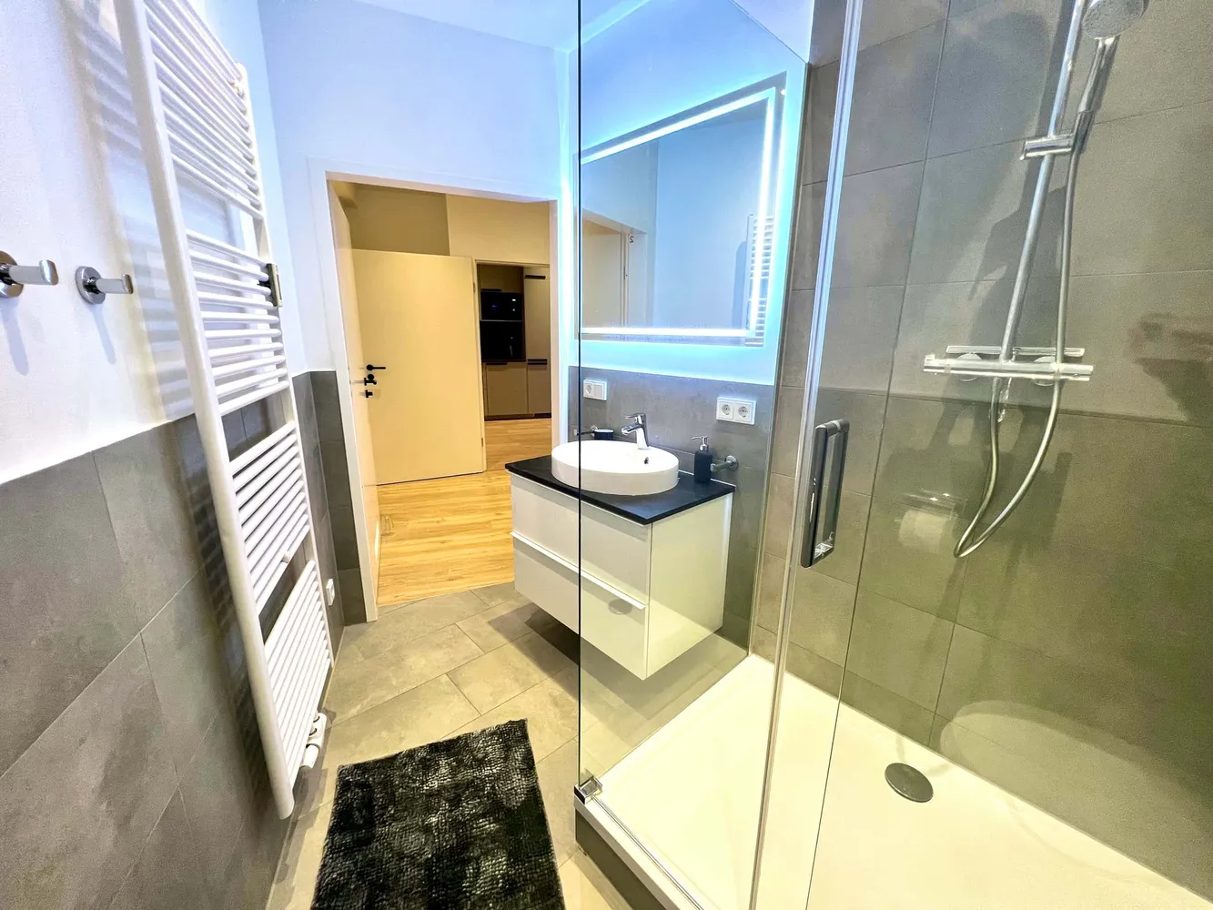 Shared room with 27 m² in Munich – Photo 1