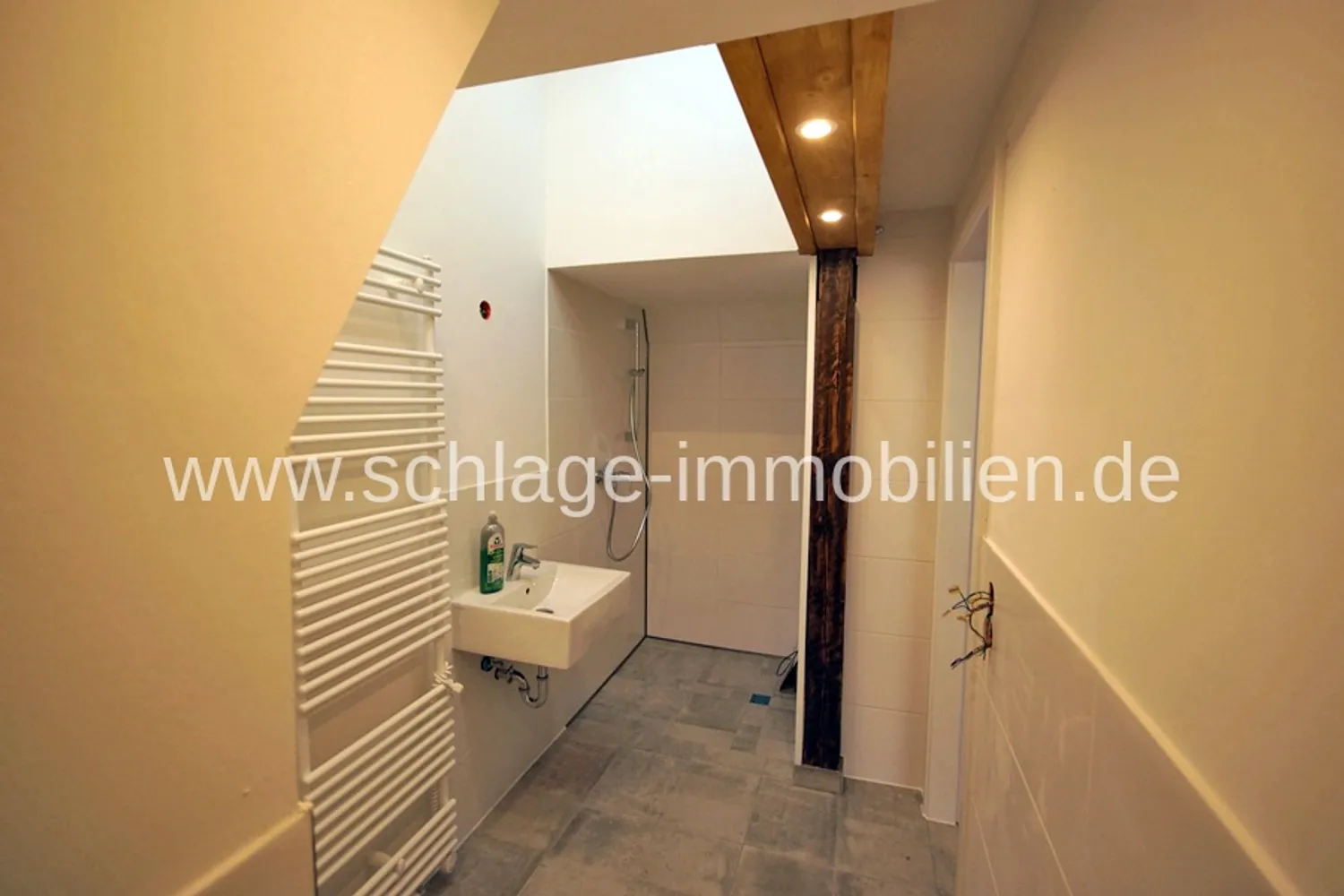 2 Zimmer Wohnung mit 55 m² in Dresden – Bild 12