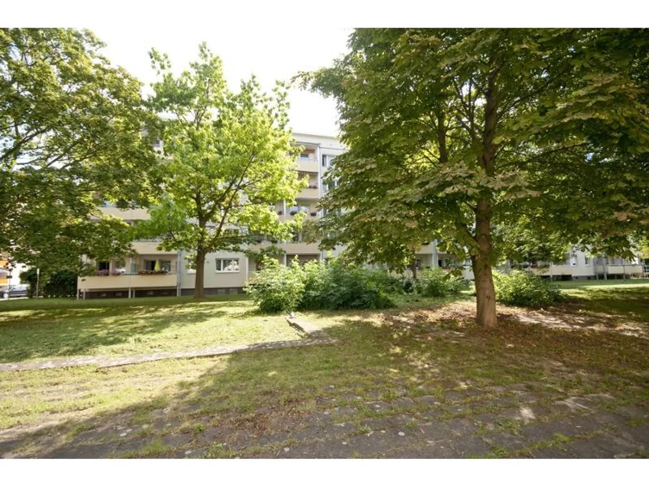 2 Zimmer Wohnung mit 51 m² in Halle (Saale) – Bild 2